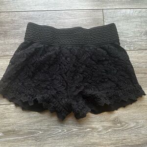 Ambiance Apparel Black‎ High Waist Lace Layered Boho Pull-On Shorts S